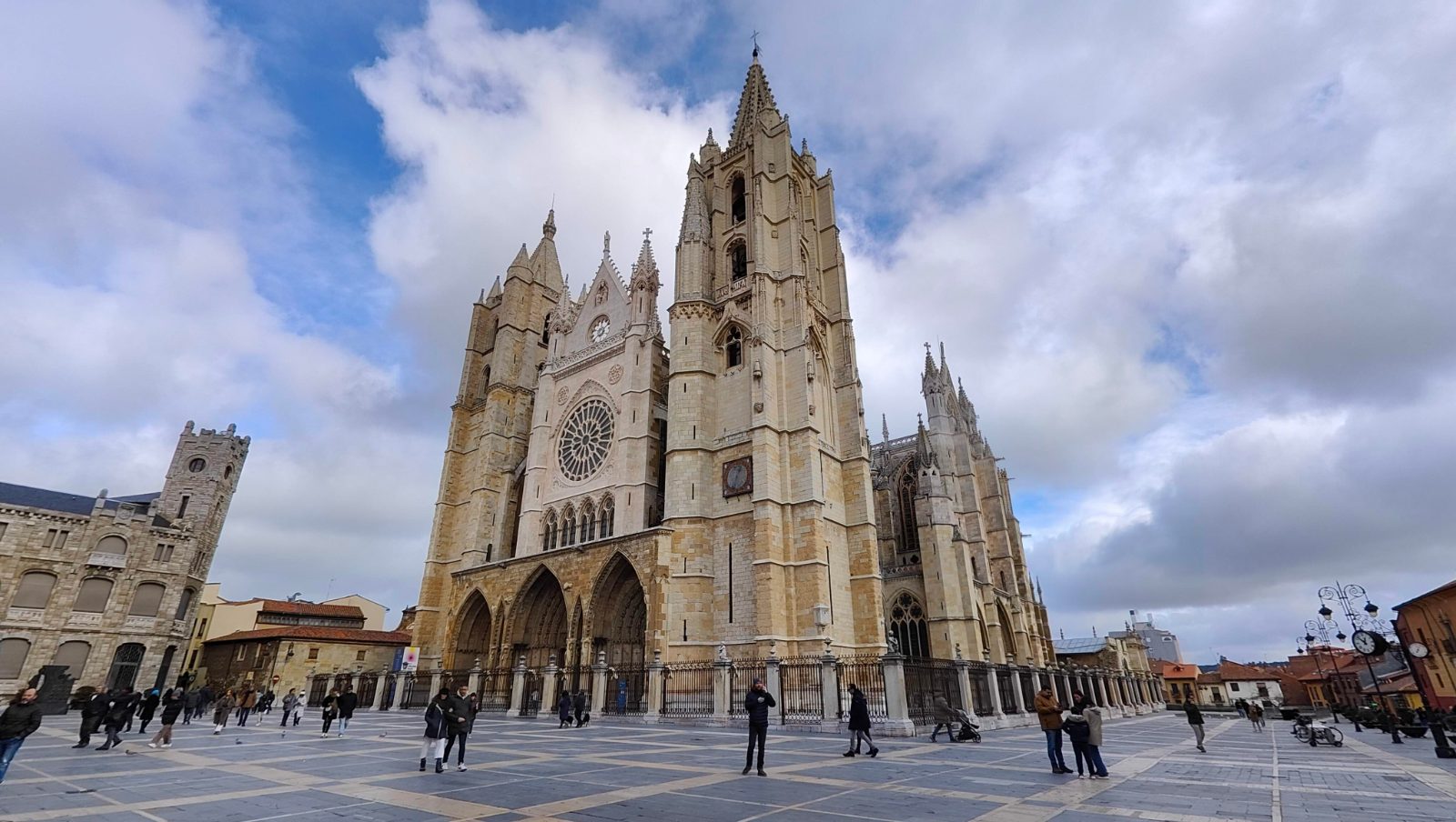 León — Entre la Catedral y el Camino