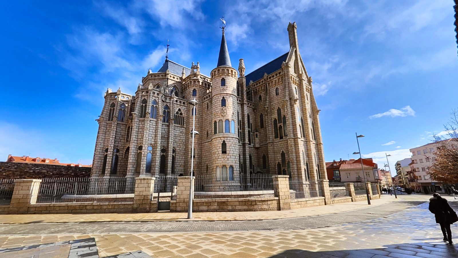Astorga — Romanos, Gaudí y chocolate